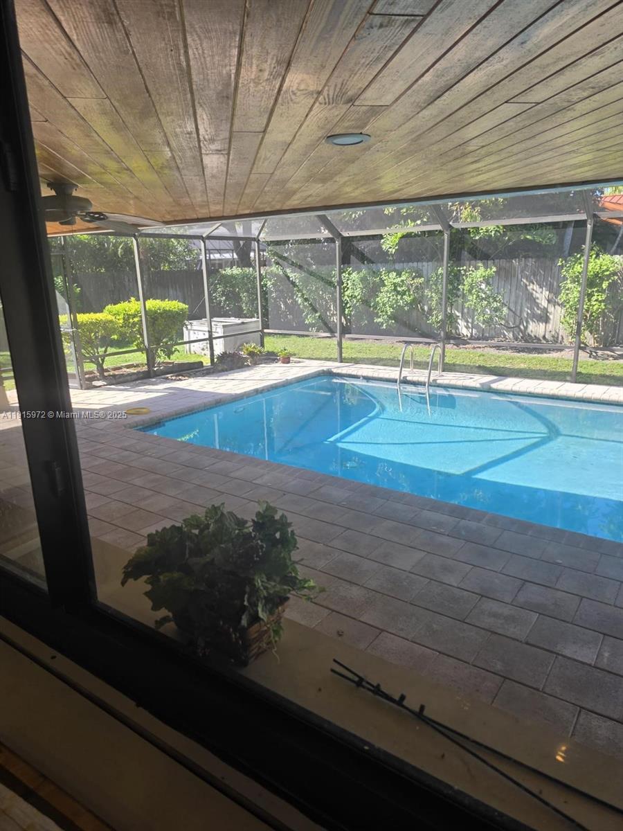 15804 SW 82nd Ct Palmetto Bay, FL 33157