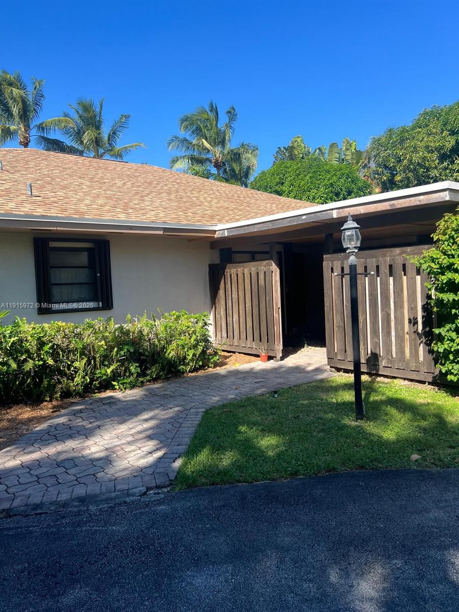 15804 SW 82nd Ct Palmetto Bay, FL 33157