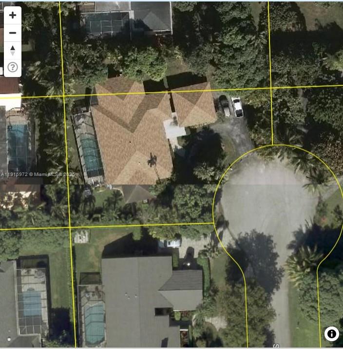 15804 SW 82nd Ct Palmetto Bay, FL 33157