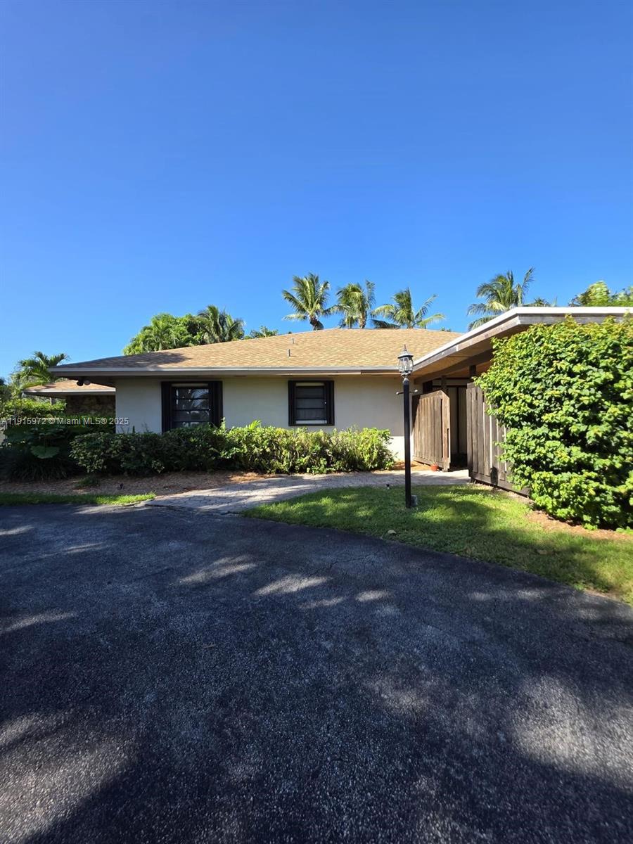 15804 SW 82nd Ct Palmetto Bay, FL 33157