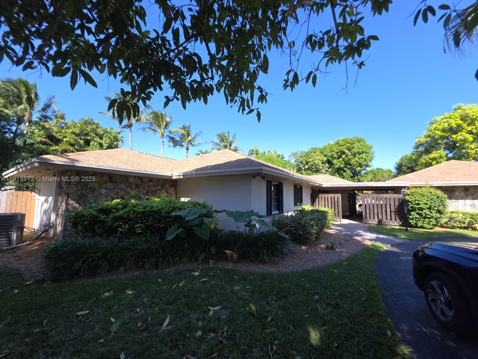 15804 SW 82nd Ct Palmetto Bay, FL 33157