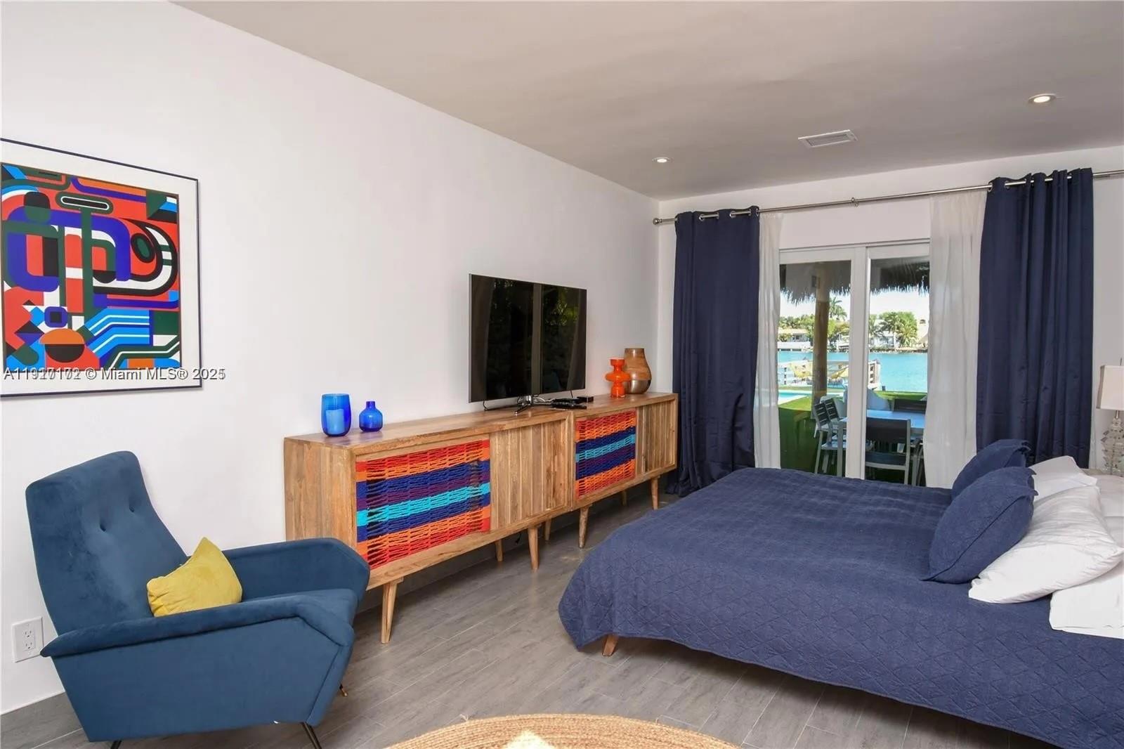 641 86th St #N/A Miami Beach, FL 33141