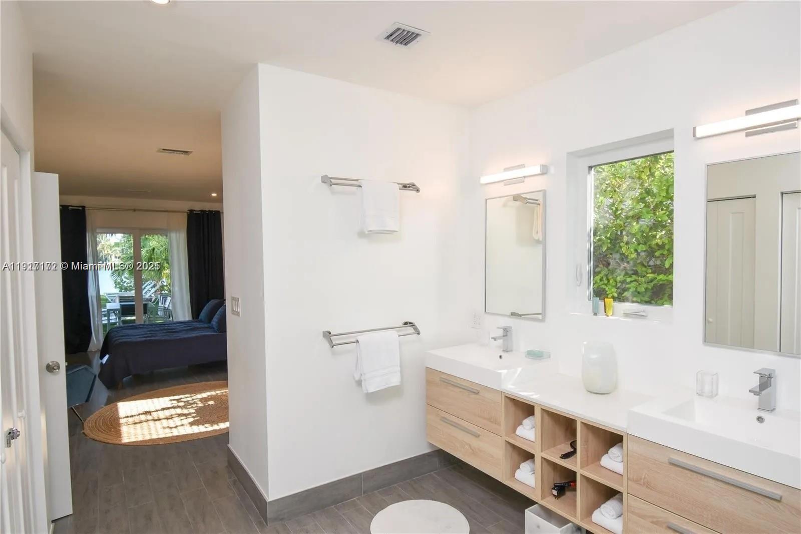 641 86th St #N/A Miami Beach, FL 33141