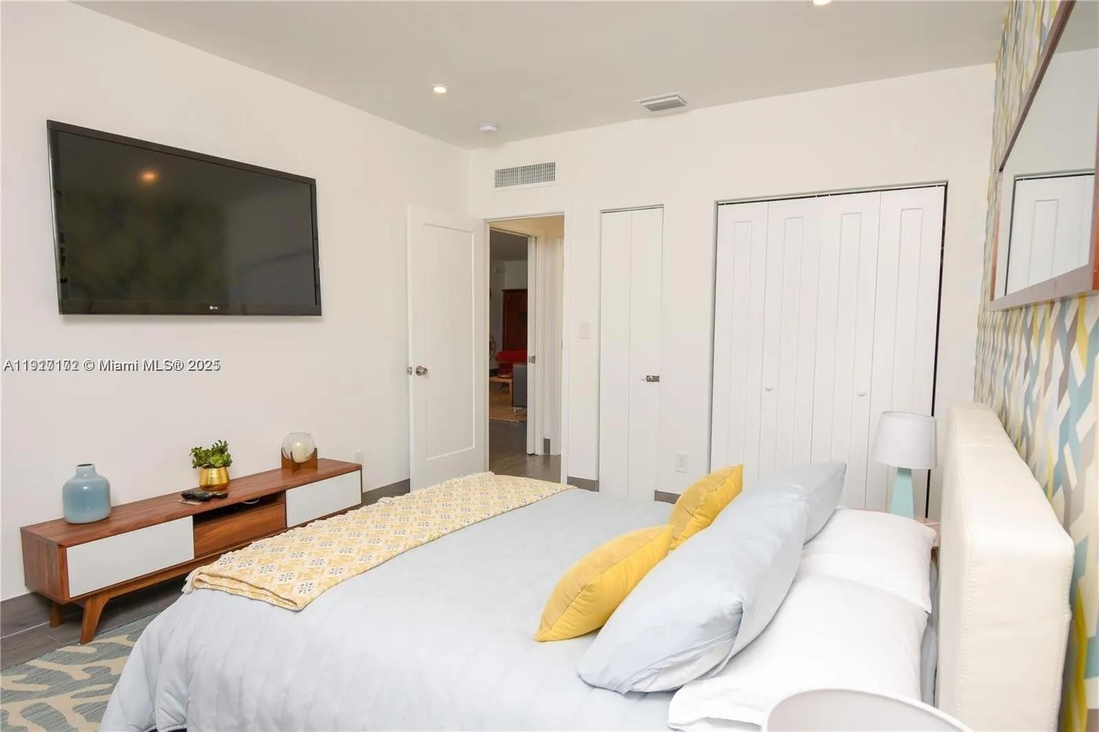 641 86th St #N/A Miami Beach, FL 33141