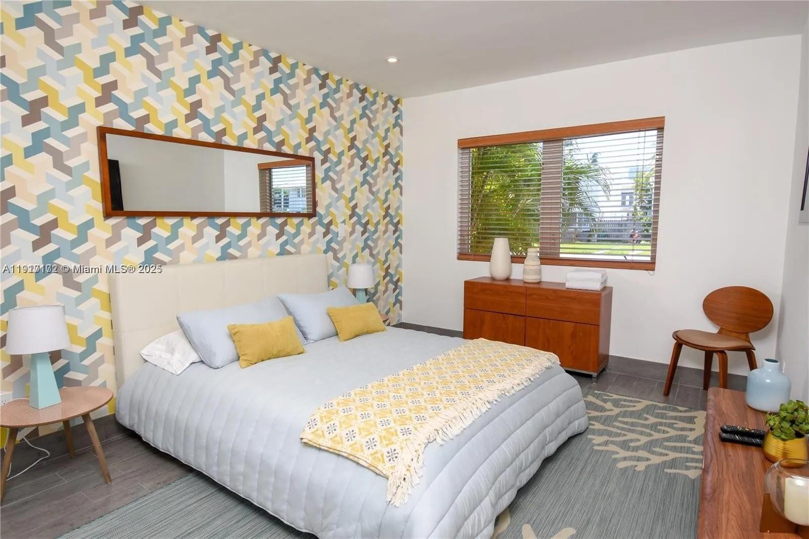 641 86th St #N/A Miami Beach, FL 33141