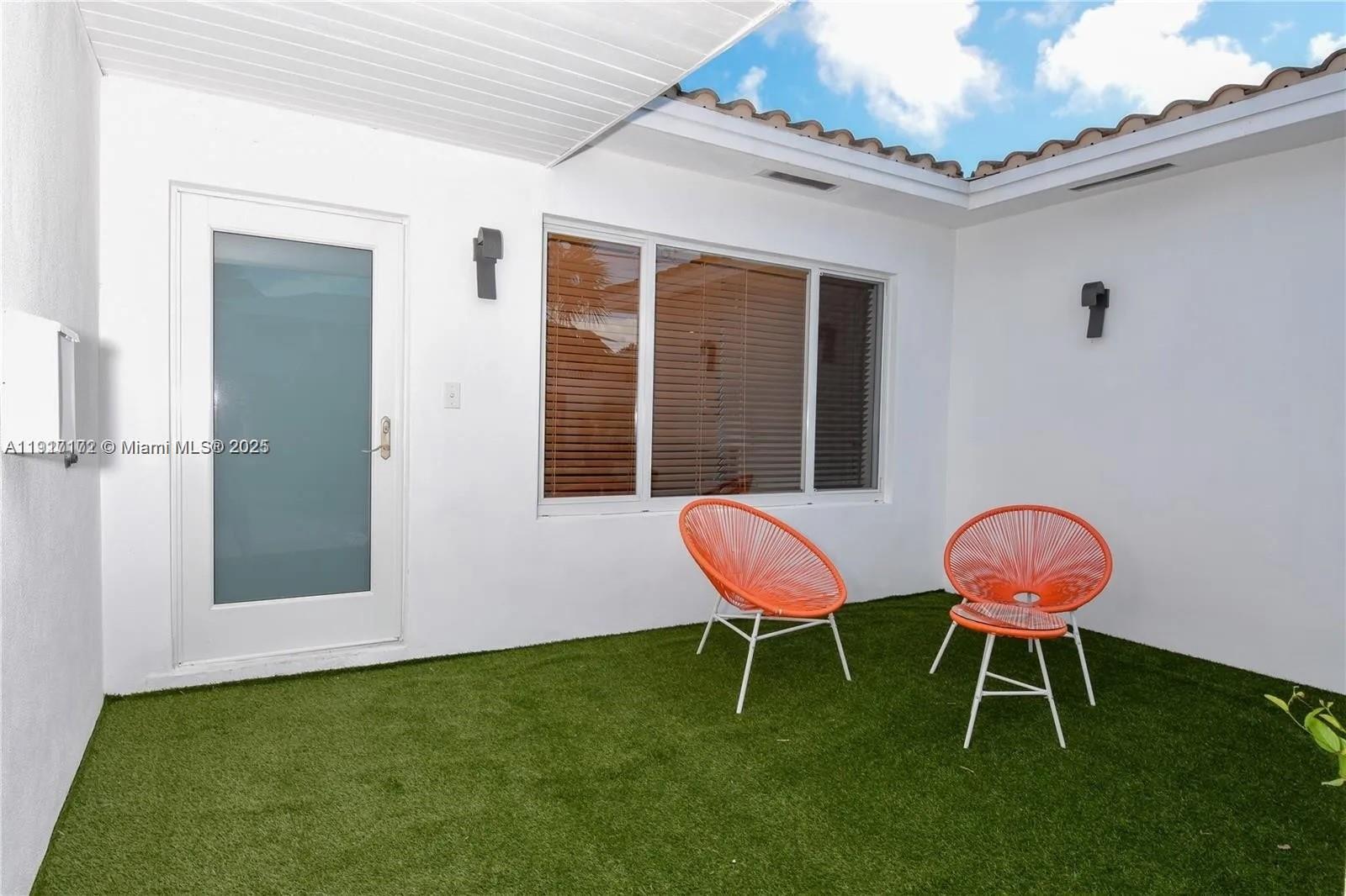 641 86th St #N/A Miami Beach, FL 33141