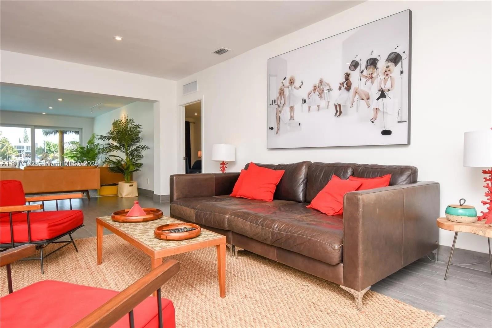 641 86th St #N/A Miami Beach, FL 33141