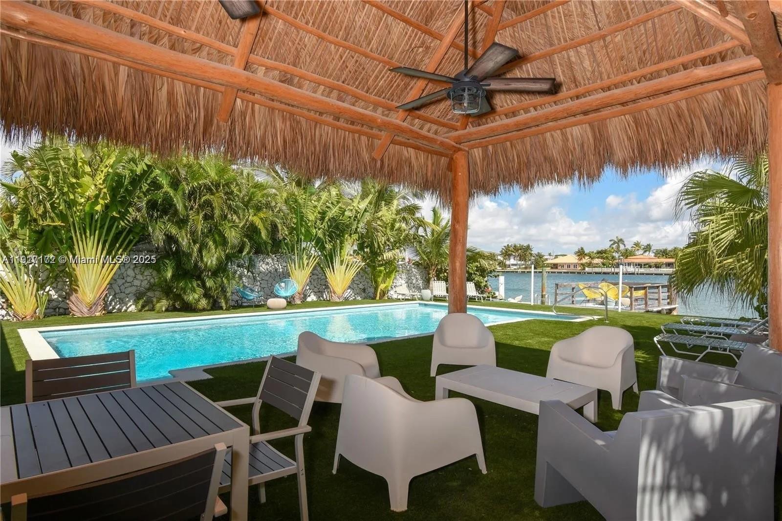 641 86th St #N/A Miami Beach, FL 33141