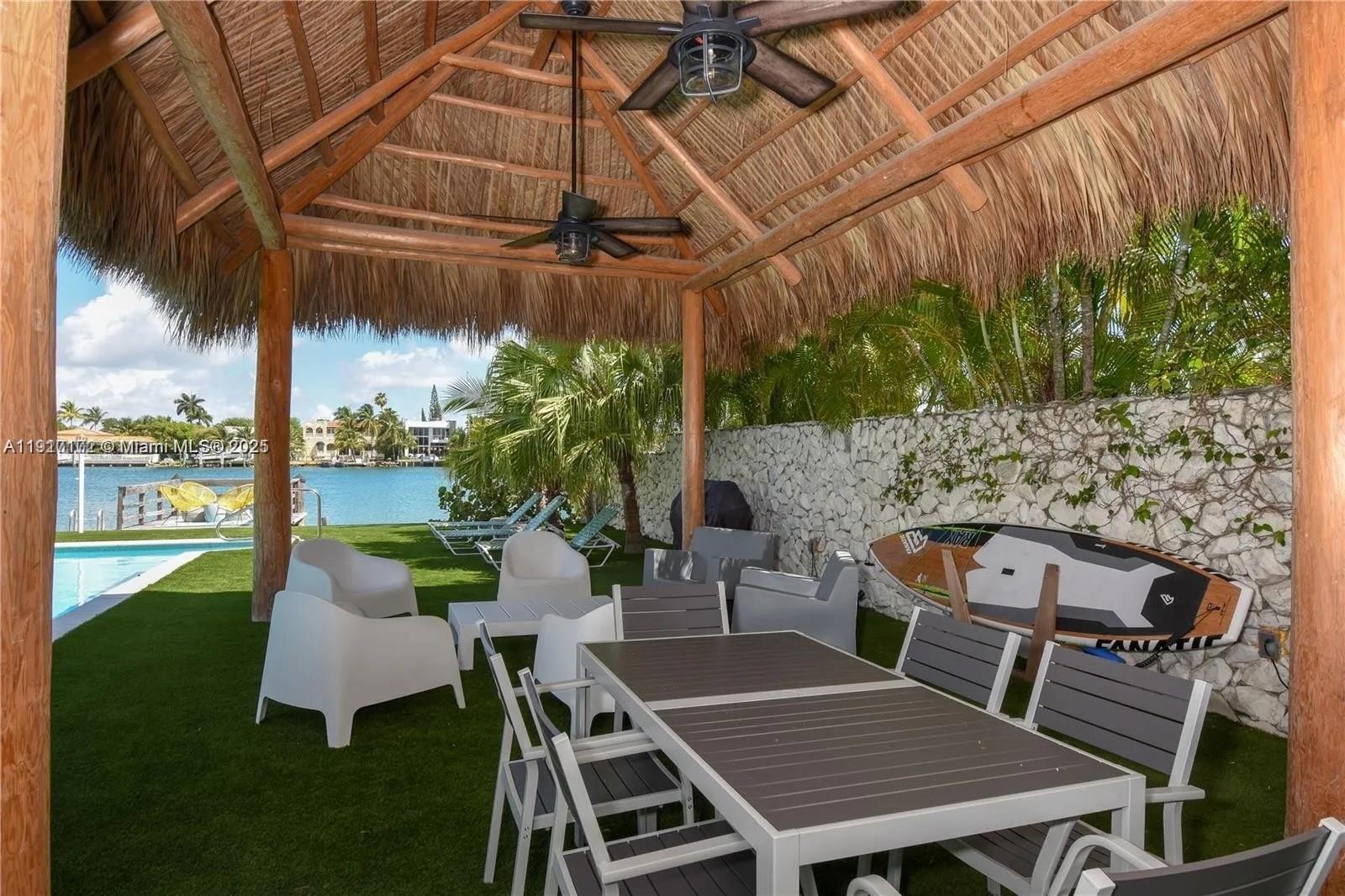 641 86th St #N/A Miami Beach, FL 33141