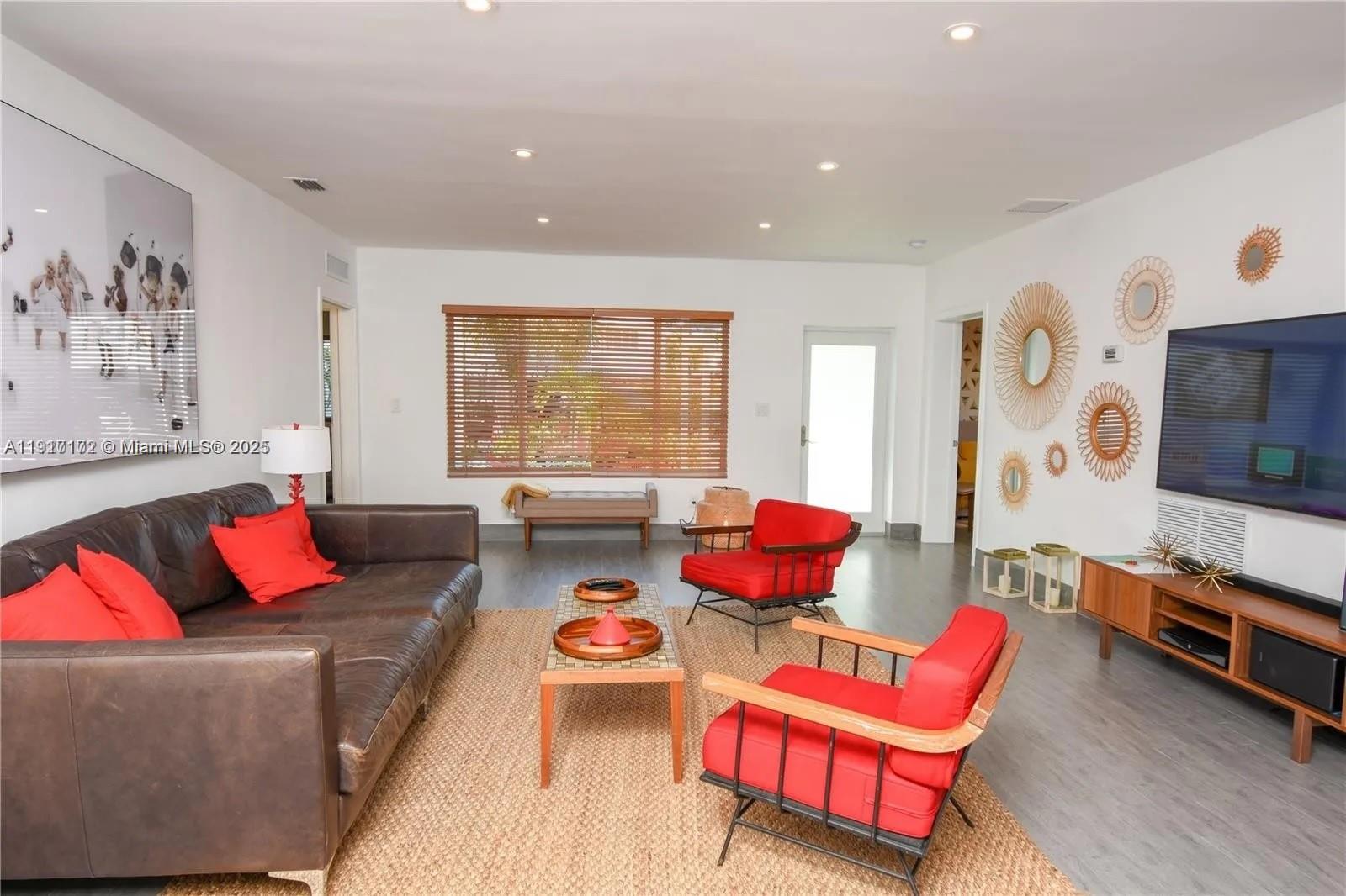 641 86th St #N/A Miami Beach, FL 33141