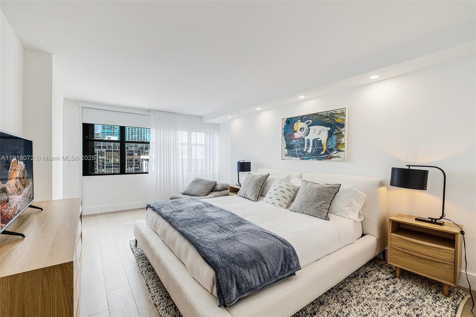 image Brickell Place I9