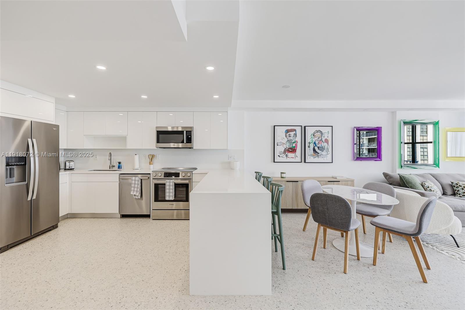 image Brickell Place I2