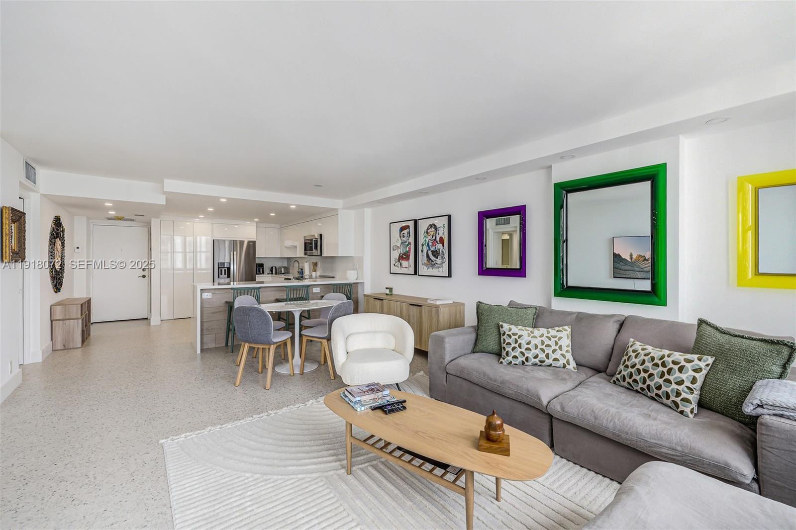 image Brickell Place I5