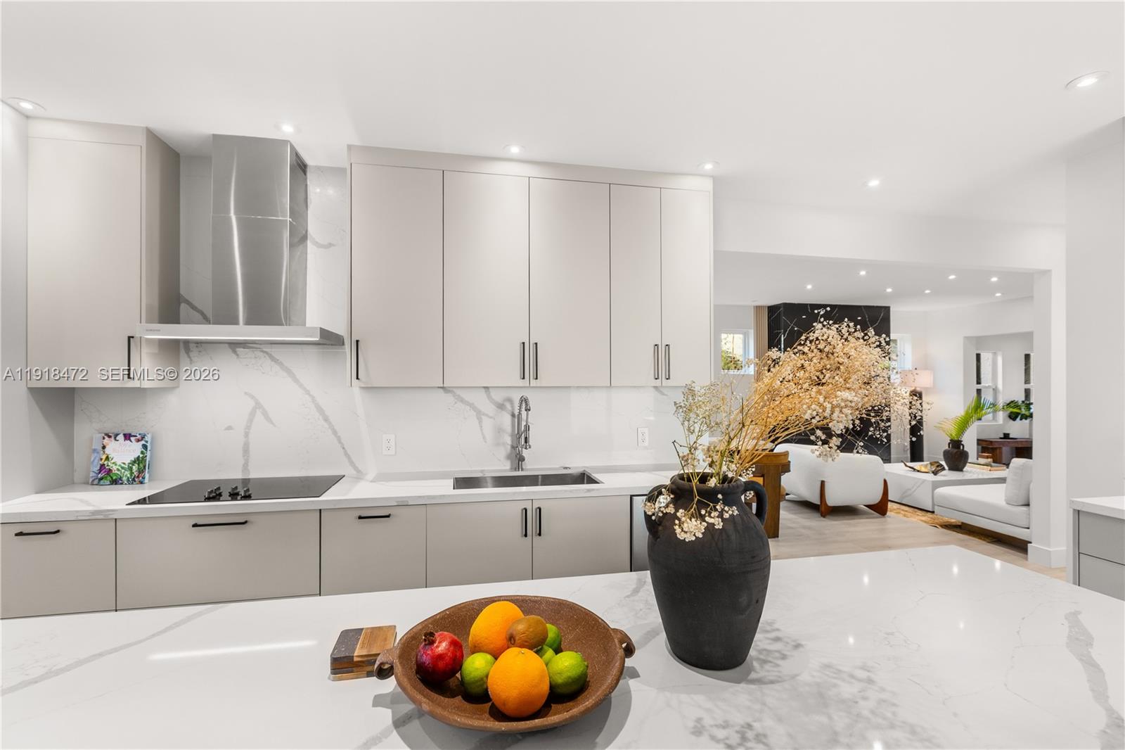 3616 SW 26th St Miami, FL 33133