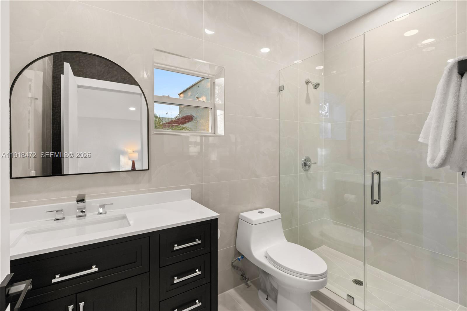 3616 SW 26th St Miami, FL 33133