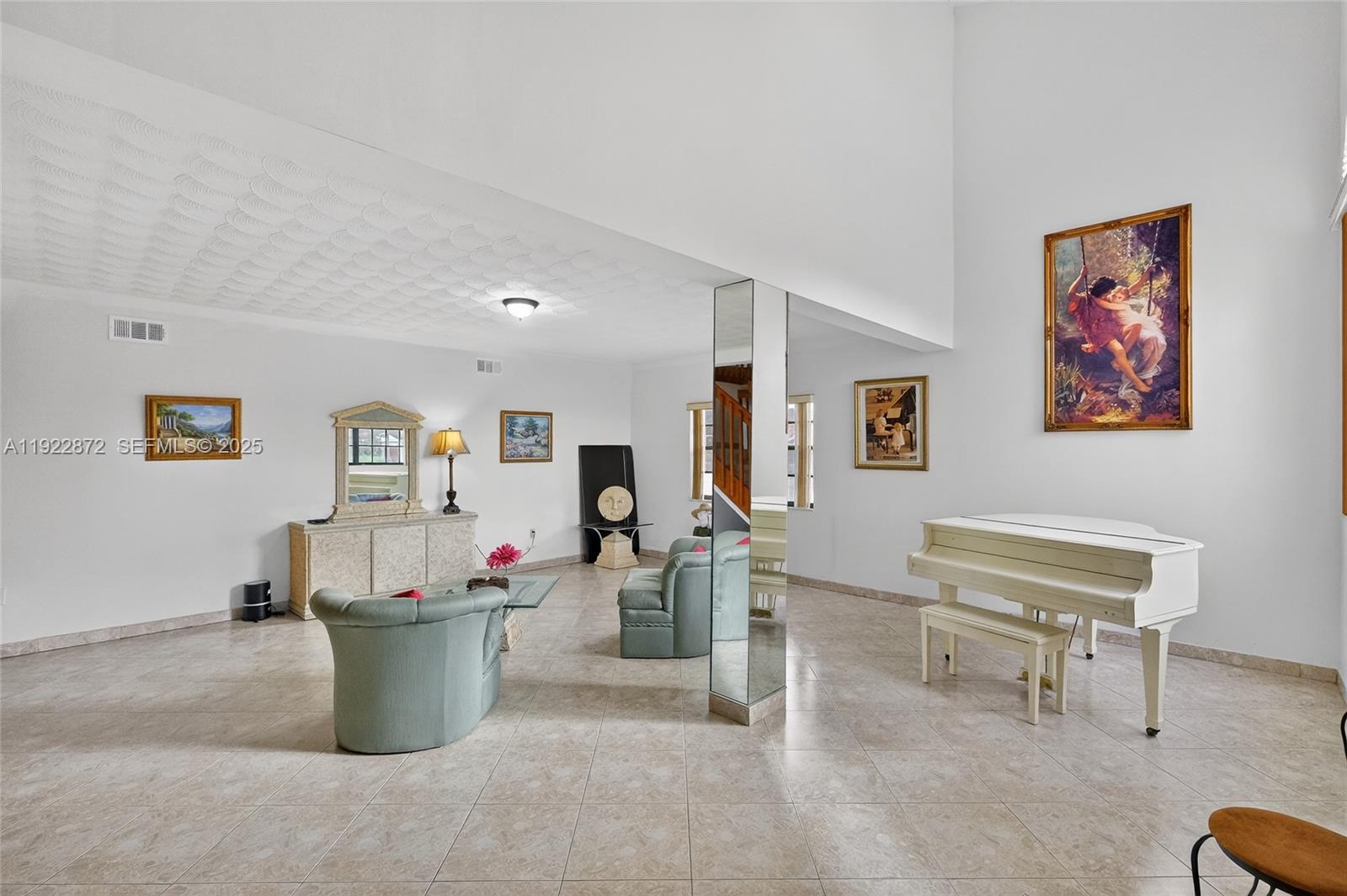 6611 SW 99th Ave Miami, FL 33173