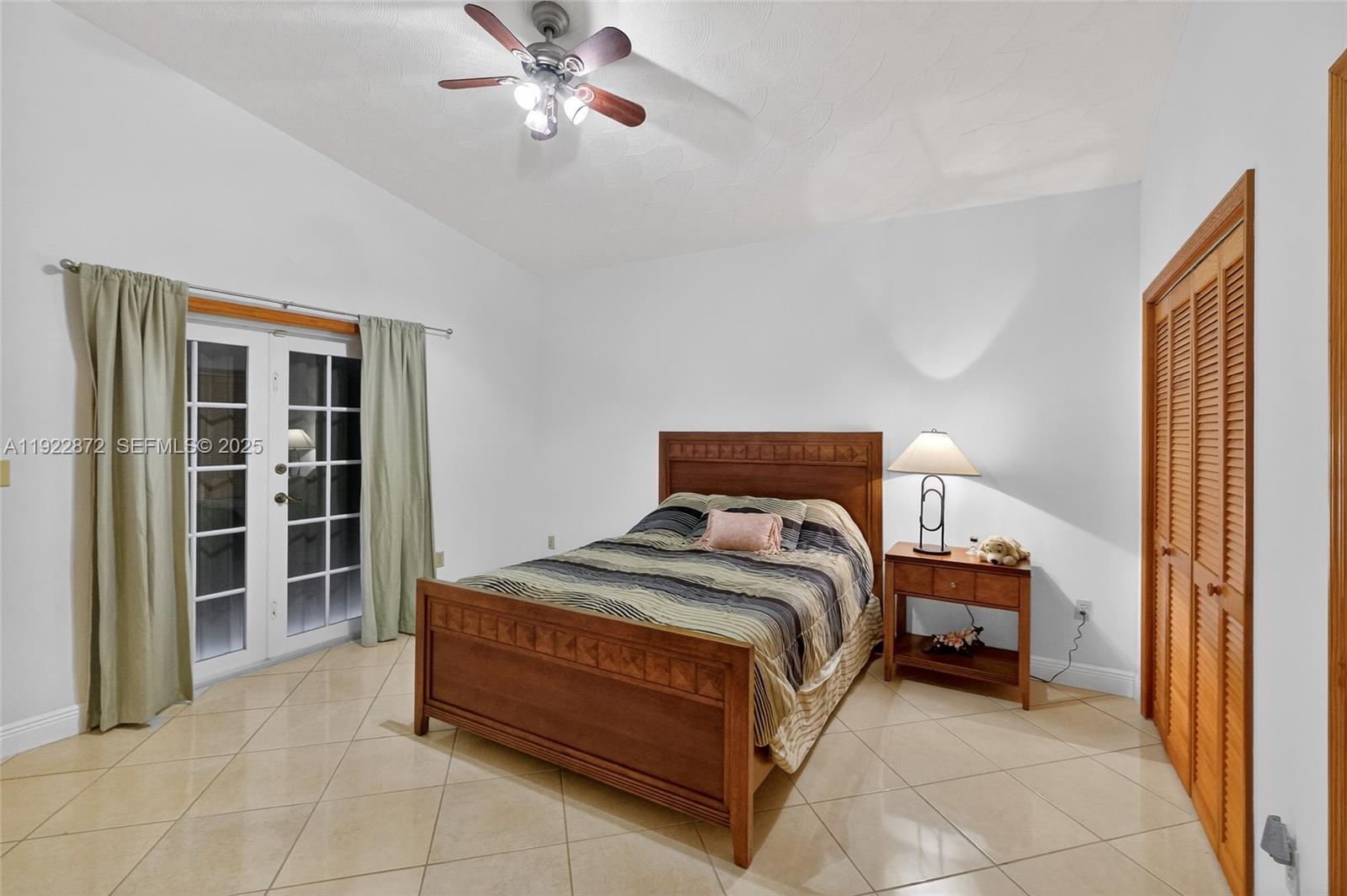 6611 SW 99th Ave Miami, FL 33173