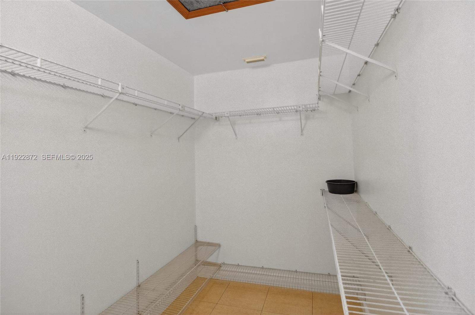 6611 SW 99th Ave Miami, FL 33173