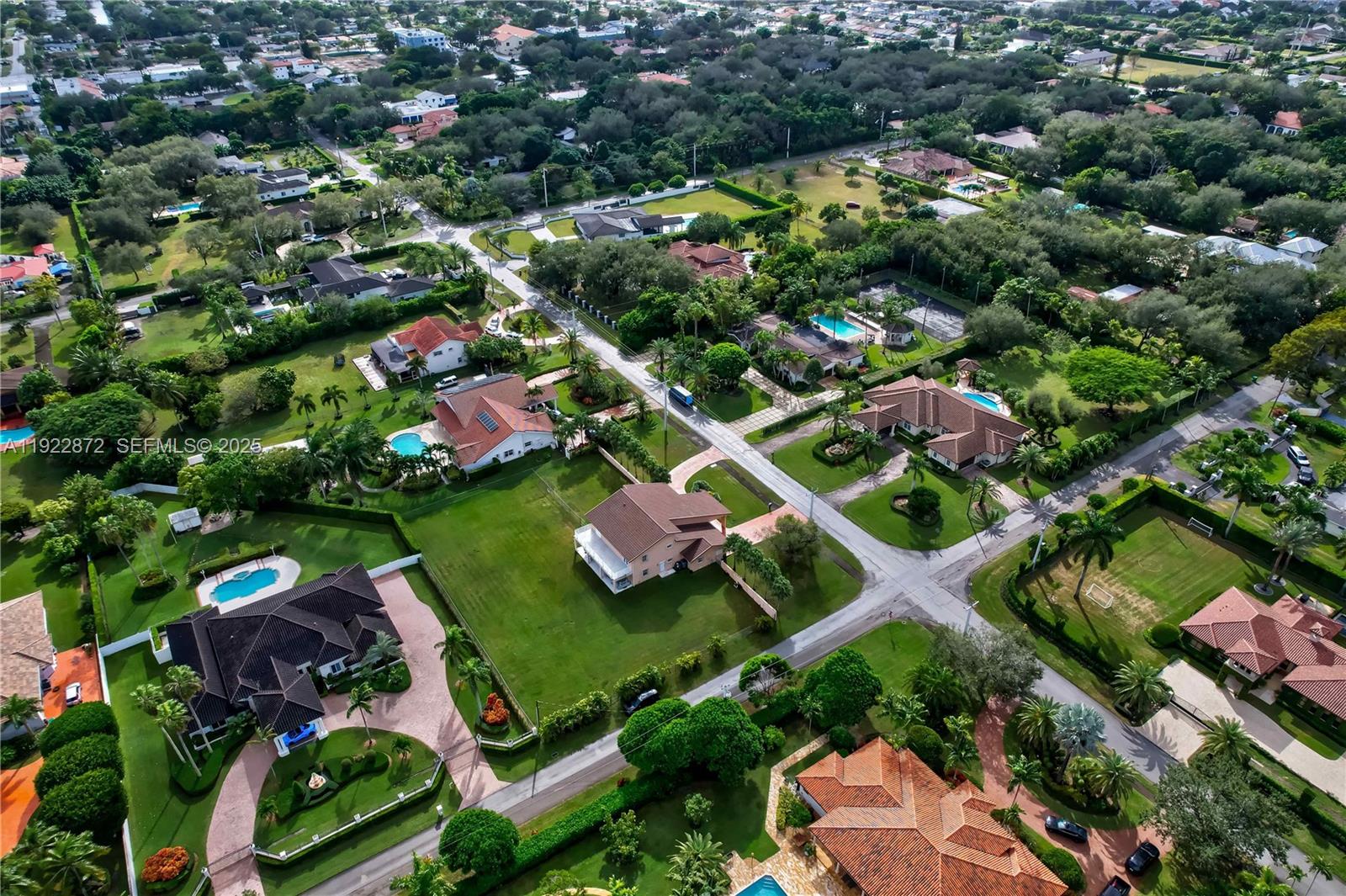 6611 SW 99th Ave Miami, FL 33173