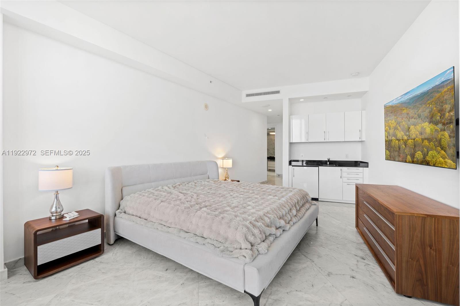 image Porsche Design Tower17