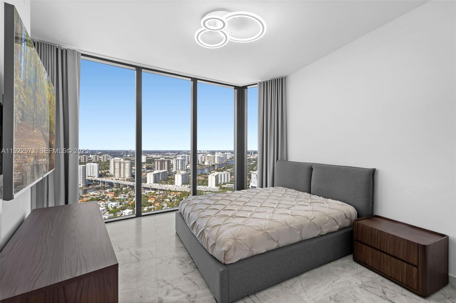 image Porsche Design Tower39