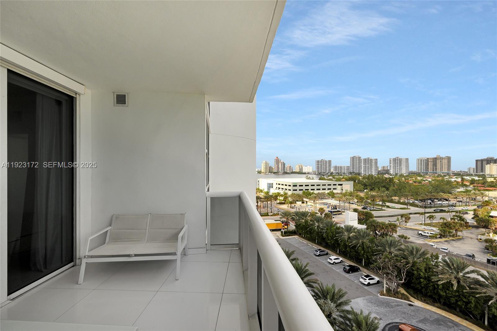 18201 Collins Ave #1002 Sunny Isles Beach, FL 33160