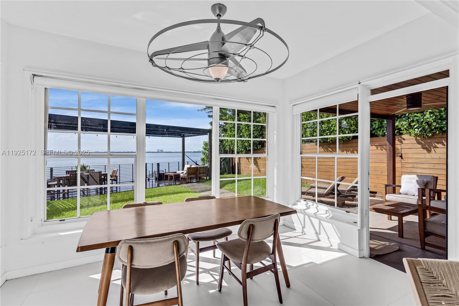 8 Century Ln Miami Beach, FL 33139