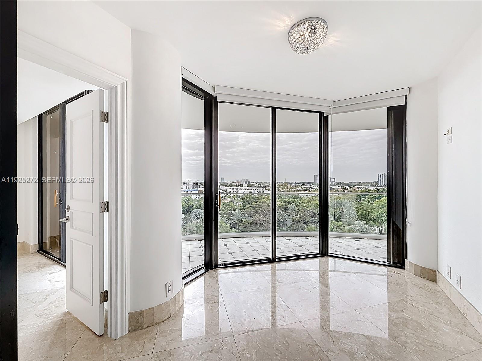 2800 Island Blvd #902 Aventura, FL 33160