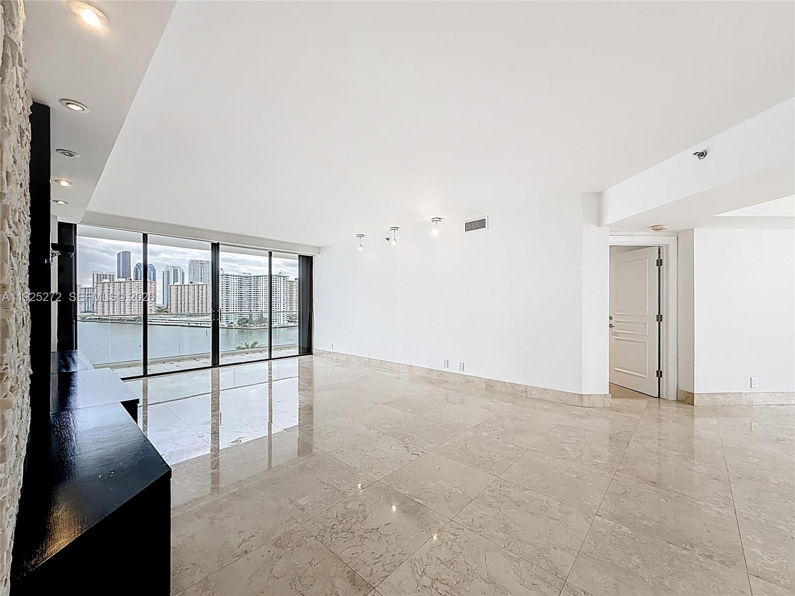 2800 Island Blvd #902 Aventura, FL 33160