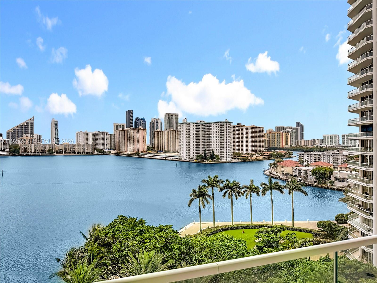 2800 Island Blvd #902 Aventura, FL 33160