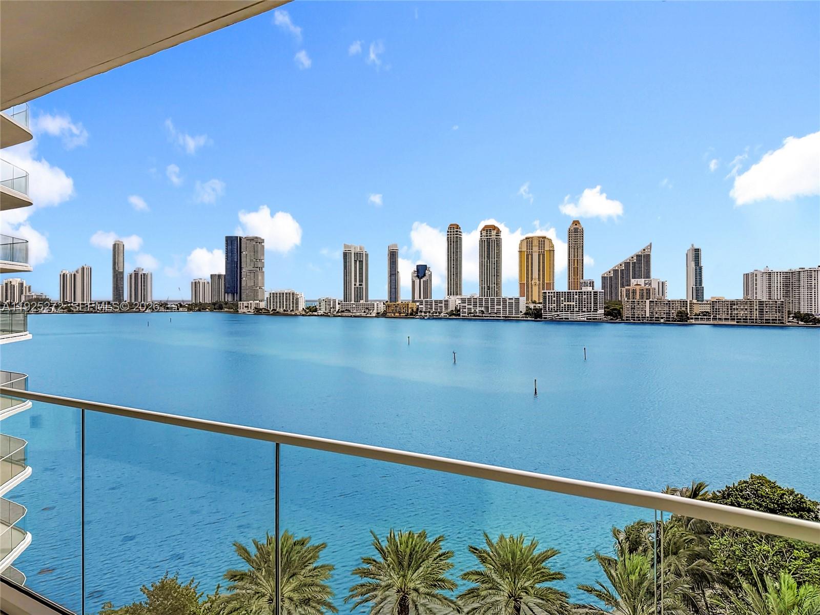 2800 Island Blvd #902 Aventura, FL 33160