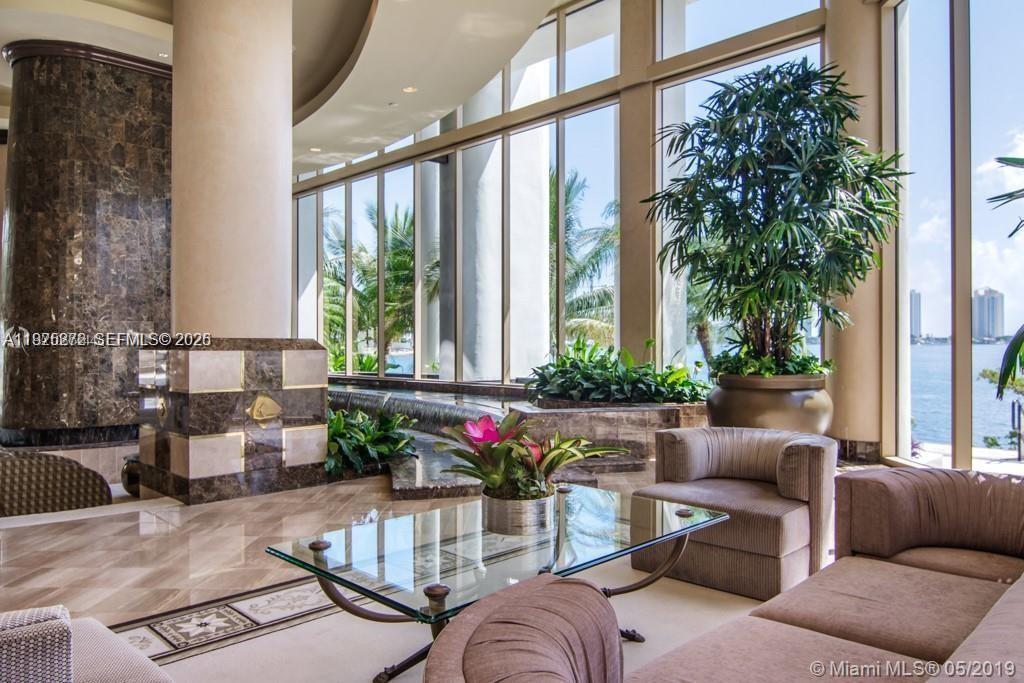 2800 Island Blvd #902 Aventura, FL 33160