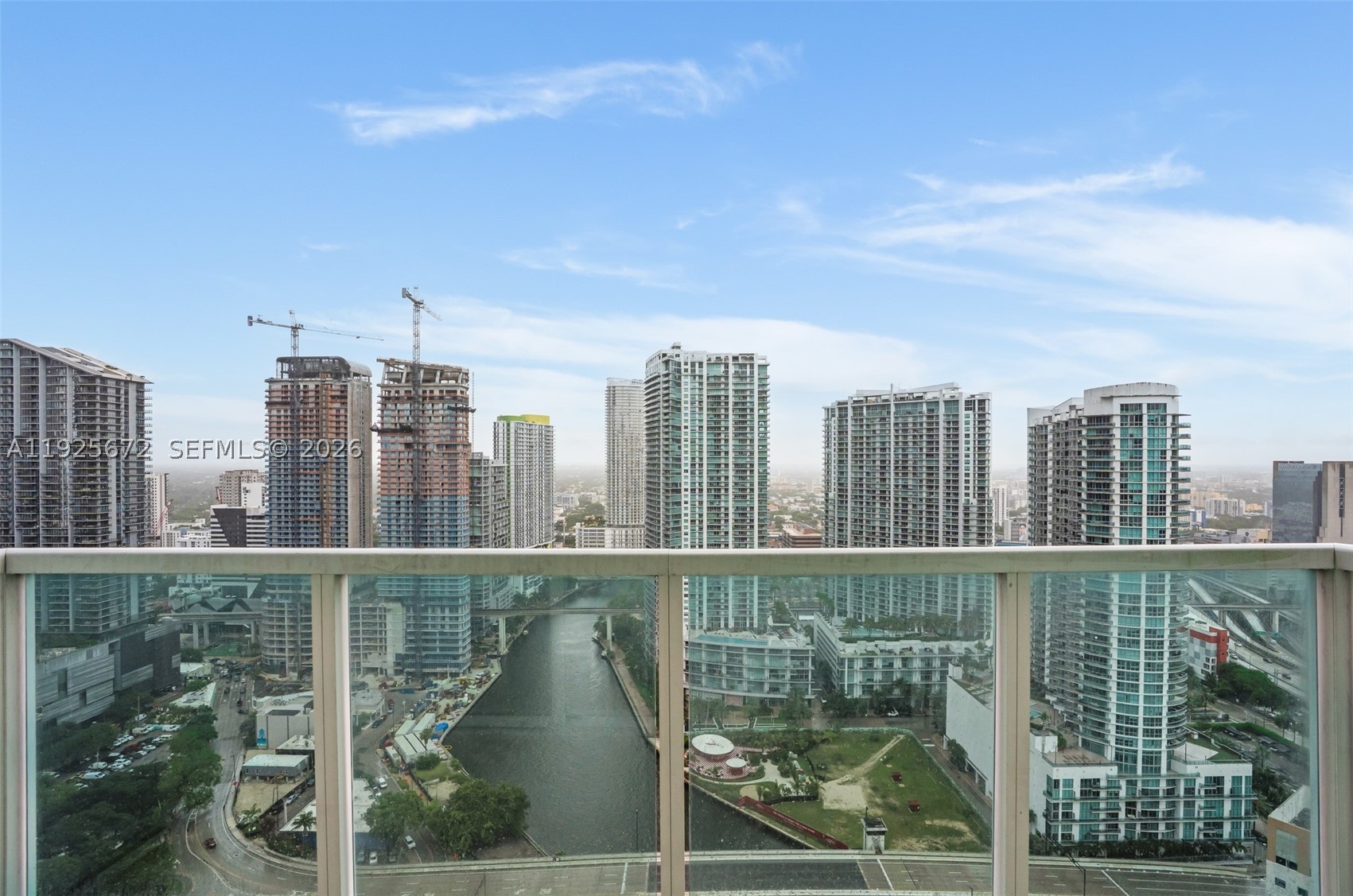 image Brickell on the River North51