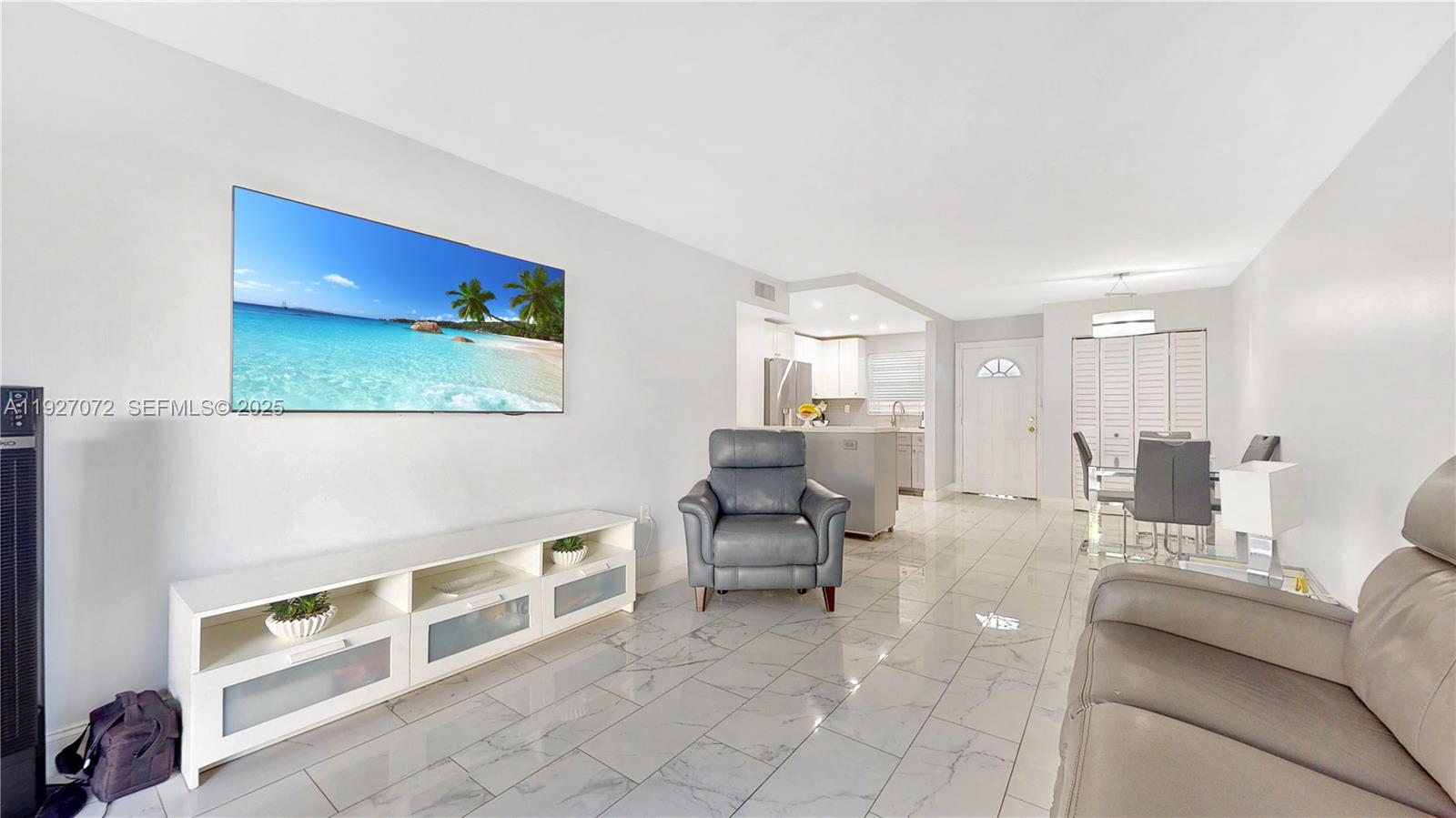 6195 W 18th Ave #G101 Hialeah, FL 33012