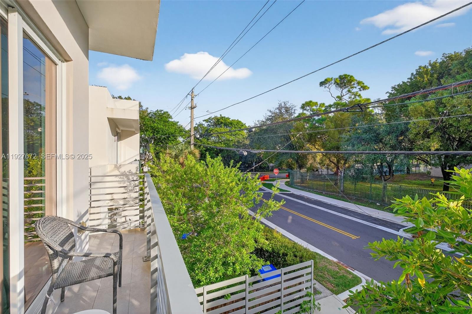 3525 Day Ave Coconut Grove, FL 33133