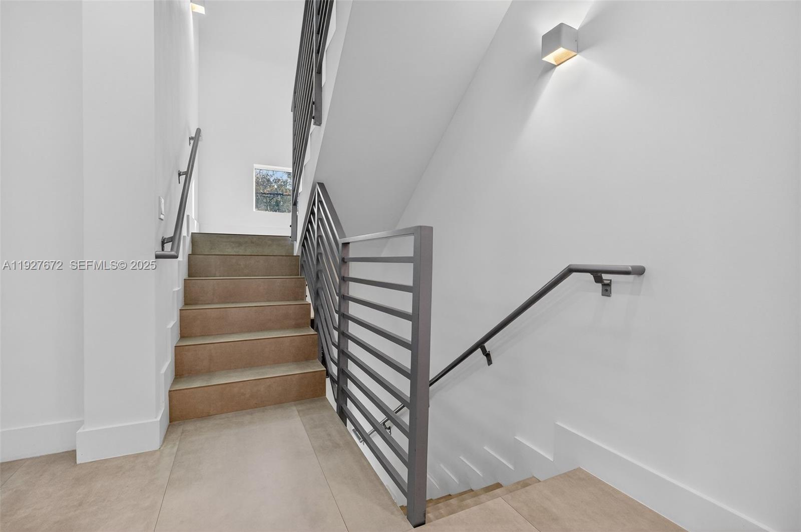 3525 Day Ave Coconut Grove, FL 33133