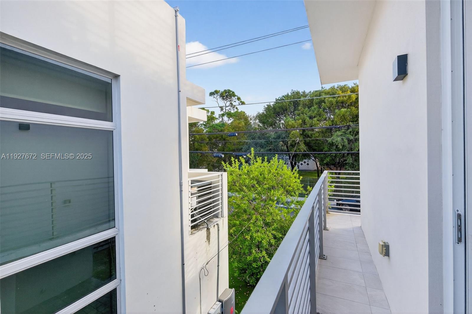 3525 Day Ave Coconut Grove, FL 33133