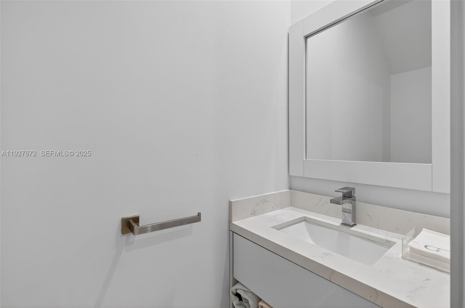 3525 Day Ave Coconut Grove, FL 33133