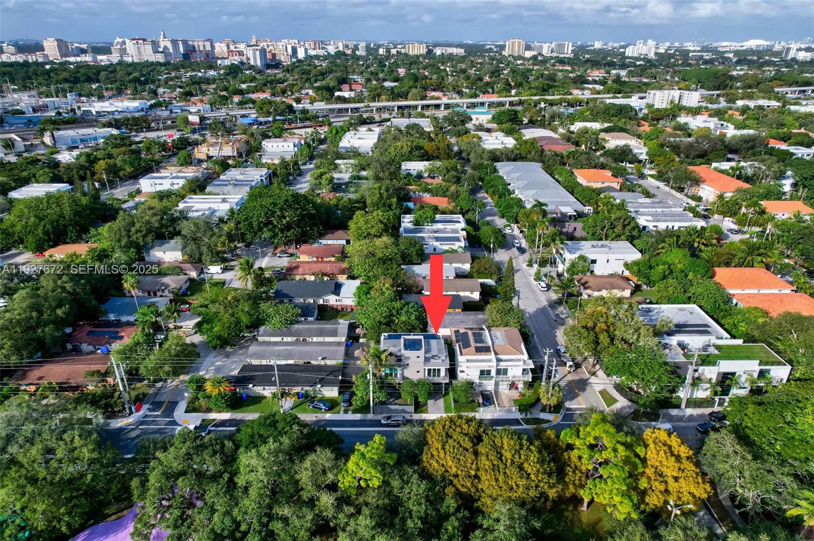 3525 Day Ave Coconut Grove, FL 33133