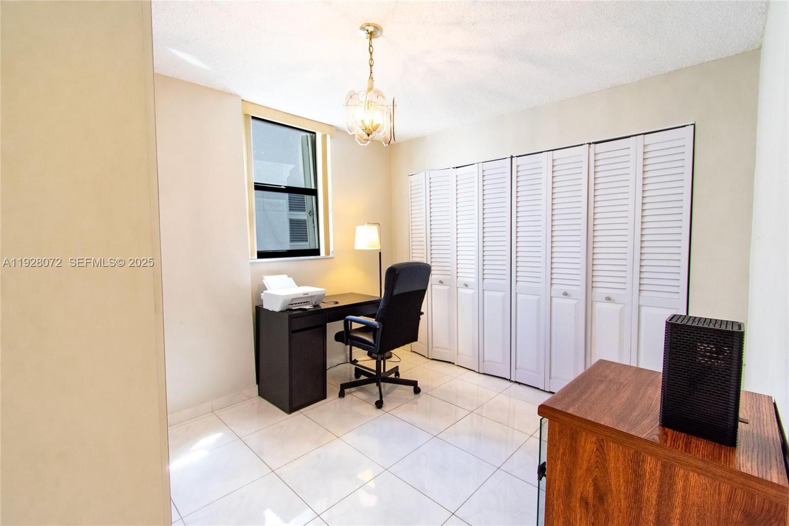 1621 Collins #406 Miami Beach, FL 33139