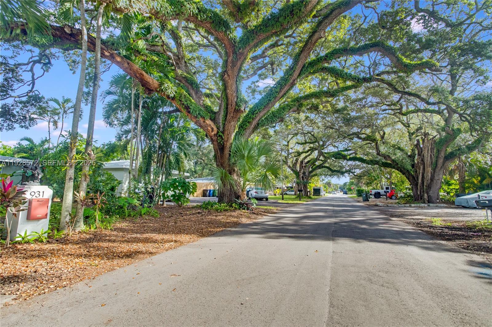 931 SW 29th St Fort Lauderdale, FL 33315