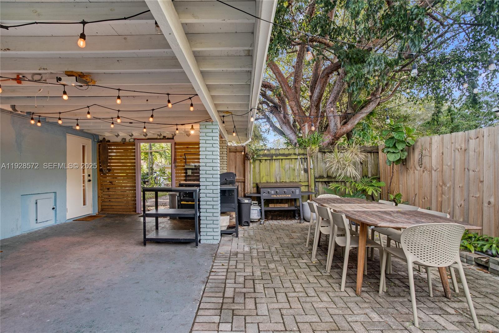 931 SW 29th St Fort Lauderdale, FL 33315