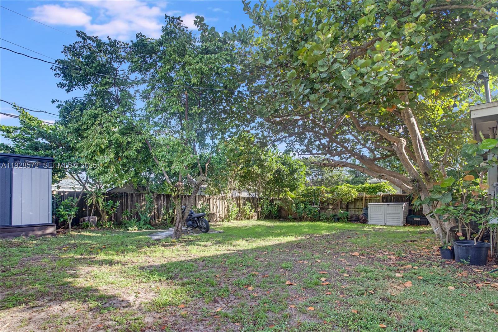 931 SW 29th St Fort Lauderdale, FL 33315