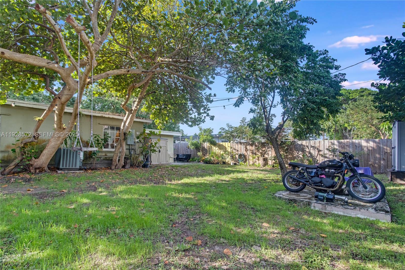 931 SW 29th St Fort Lauderdale, FL 33315