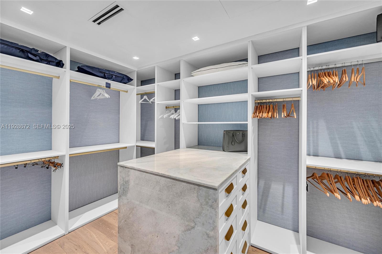 607 Melaleuca Ln Miami, FL 33137