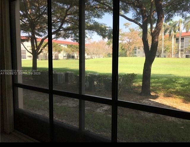 13105 SW 16th Ct #110L Pembroke Pines, FL 33027