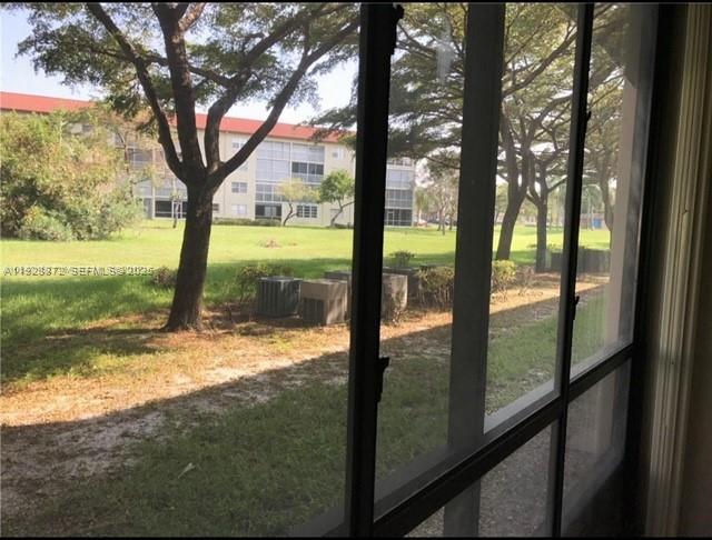 13105 SW 16th Ct #110L Pembroke Pines, FL 33027