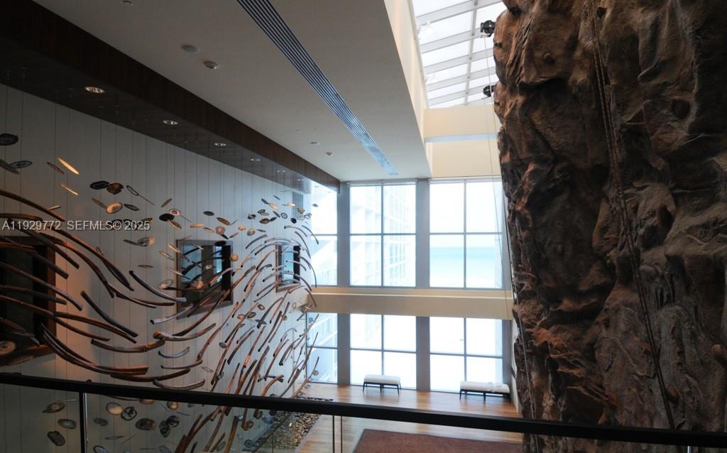 image The Carillon Center Tower4