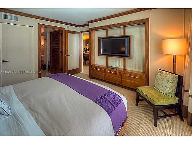 image The Carillon Center Tower8