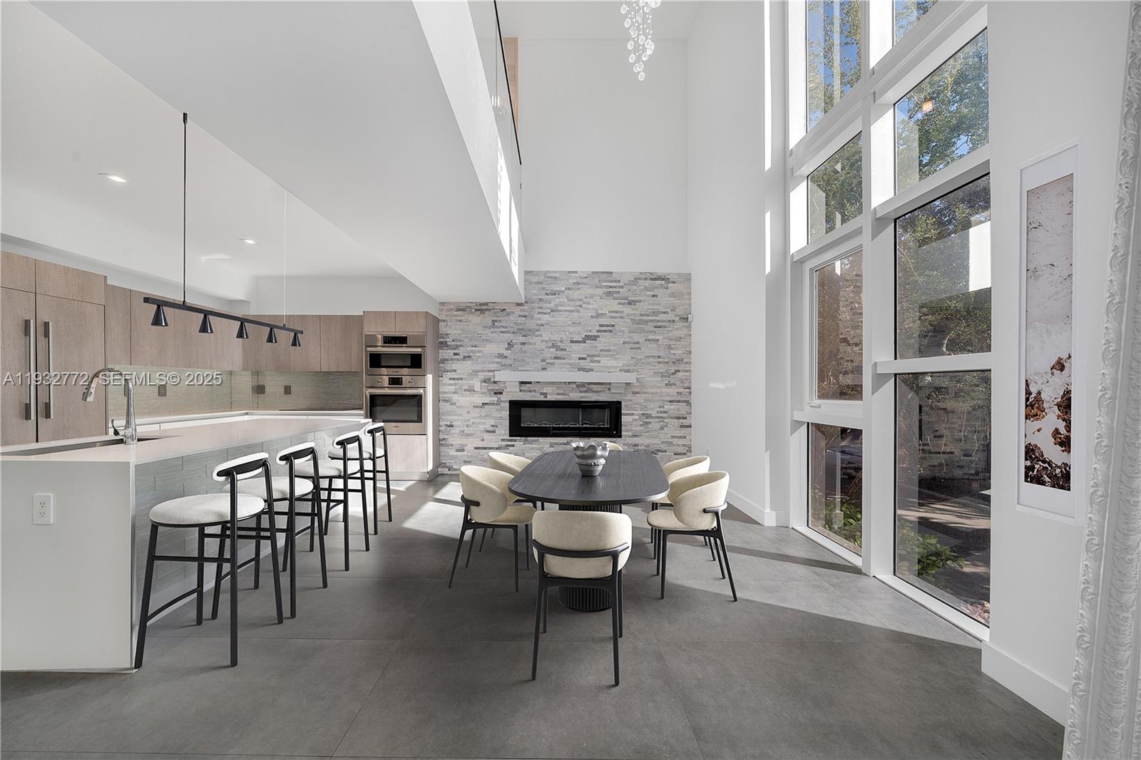 455 NE 39th St #202 Miami, FL 33137